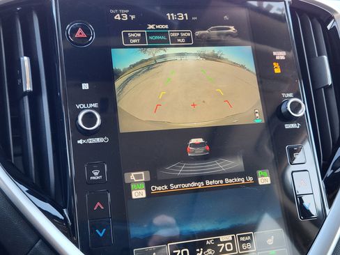 Used 2023 Subaru Ascent Limited w/ Technology Package image 18