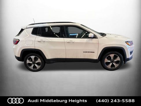 Used 2018 Jeep Compass Latitude w/ Popular Equipment Group image 8