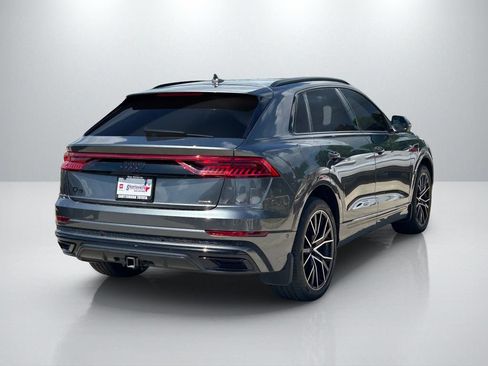 Used 2021 Audi Q8 Prestige AWD/4WD image 5