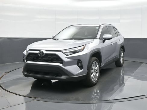 Used 2024 Toyota RAV4 XLE Premium AWD/4WD image 2