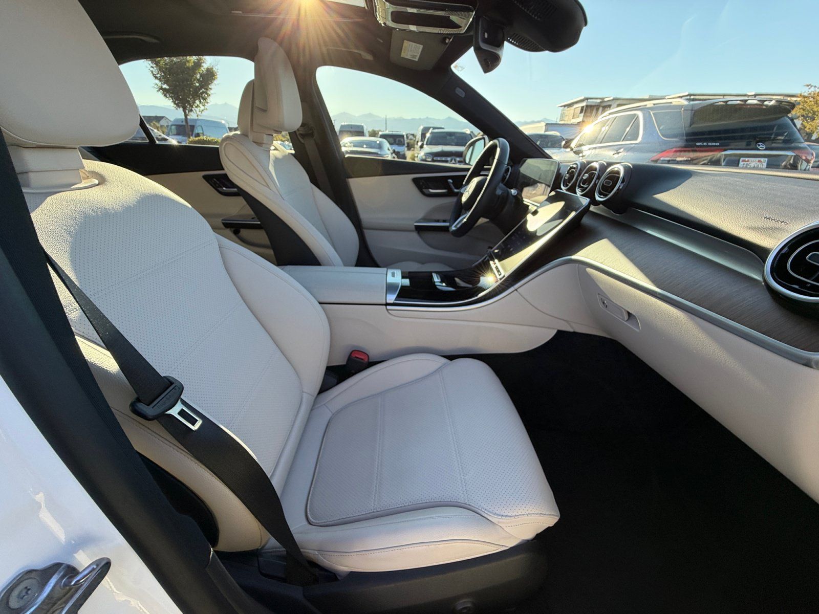 Used 2023 Mercedes-Benz C 300 4MATIC Sedan image 19