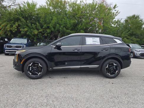 New 2026 Kia Sportage EX image 5