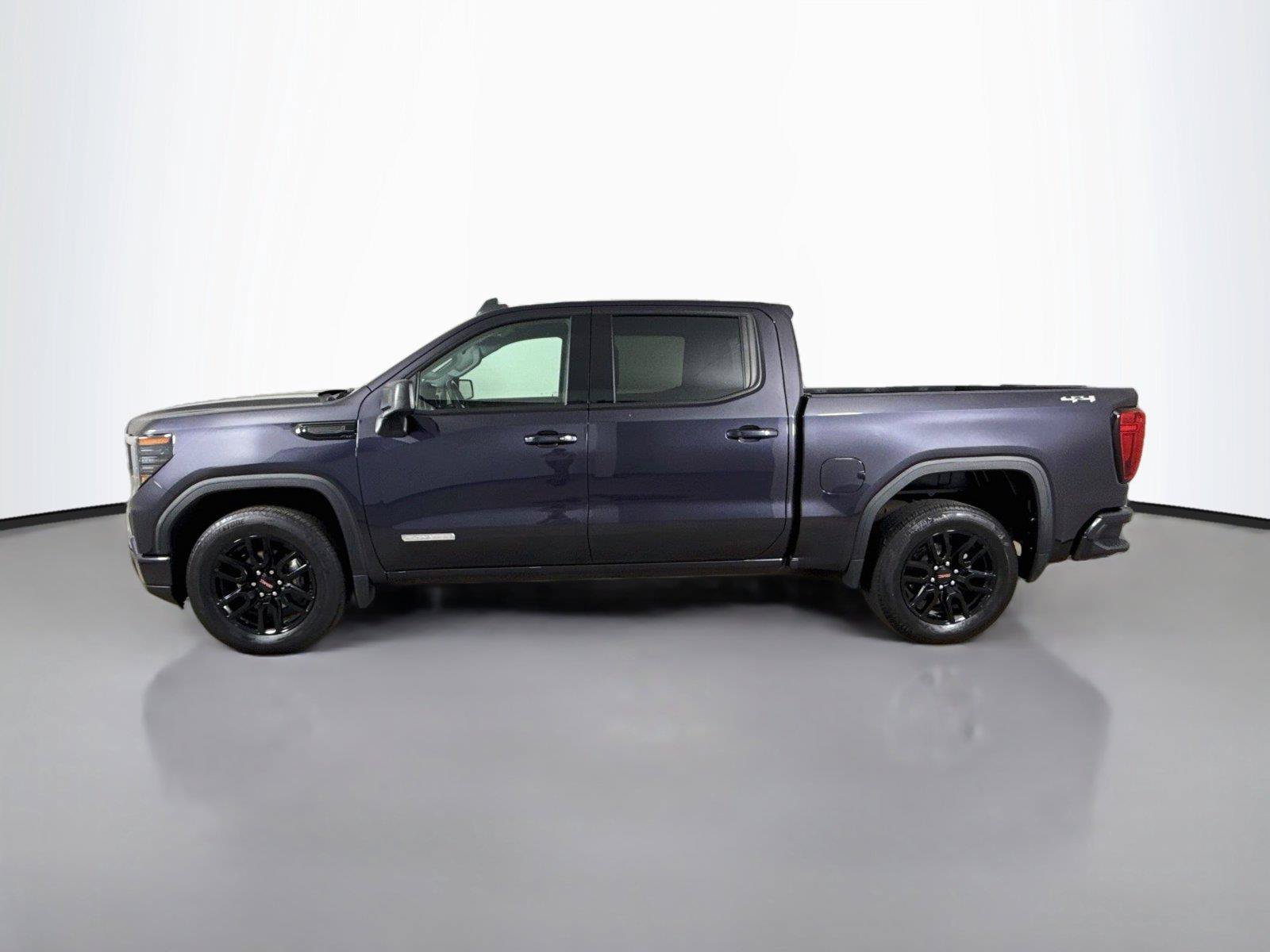 Used 2023 GMC Sierra 1500 Elevation AWD/4WD image 8