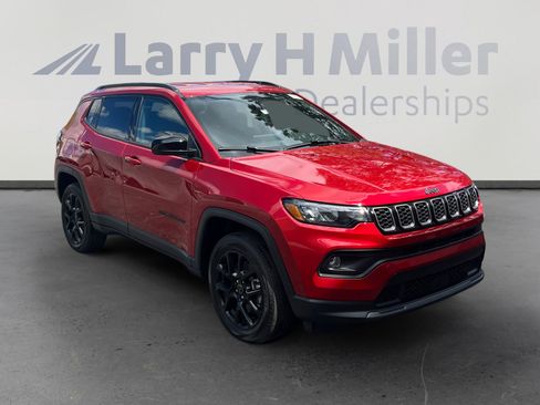 New 2026 Jeep Compass Latitude image 7