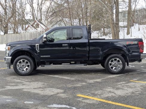 Used 2021 Ford F350 Lariat w/ Chrome Package image 4