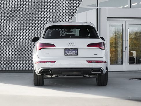 Certified 2025 Audi Q5 2.0T Premium Plus w/ Premium Plus Package image 29