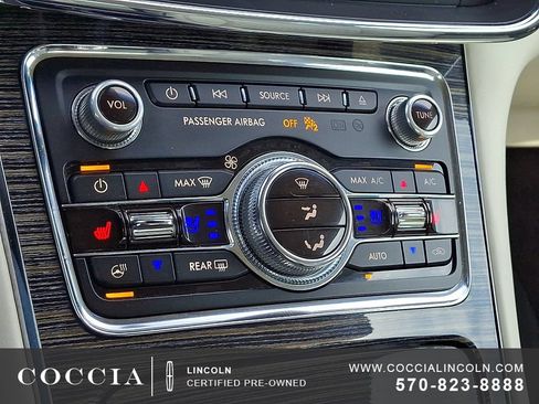 Used 2018 Lincoln Continental Black Label w/ Rear-seat Package AWD/4WD image 16