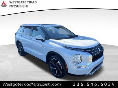 New 2025 Mitsubishi Outlander SE