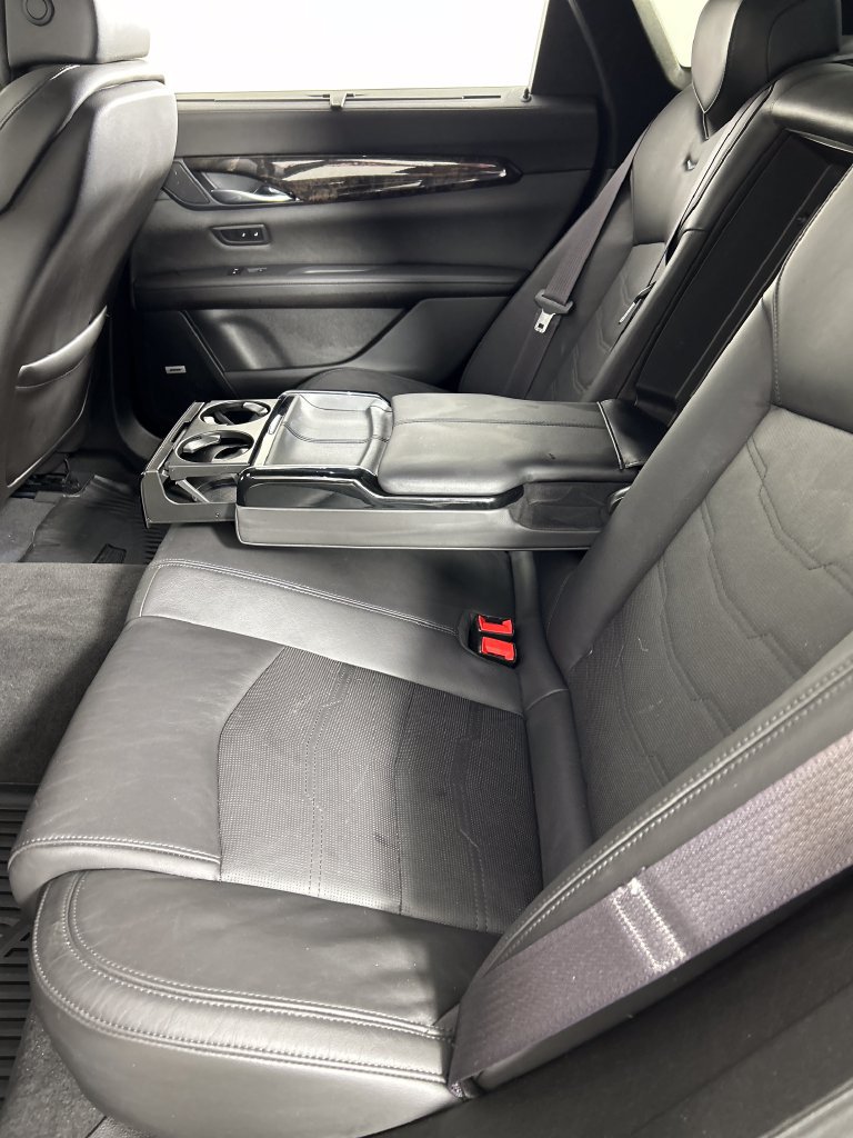 Used 2018 Cadillac CT6 Luxury AWD/4WD image 17