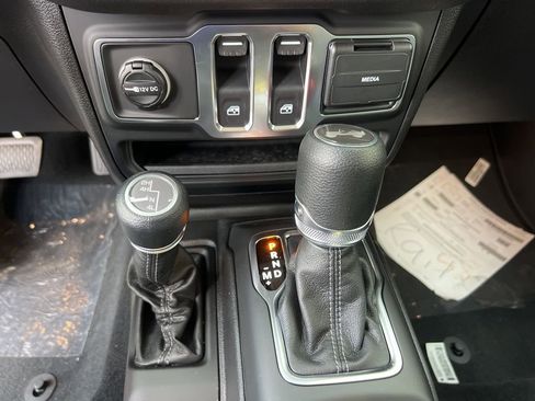 New 2026 Jeep Wrangler Sport AWD/4WD image 17
