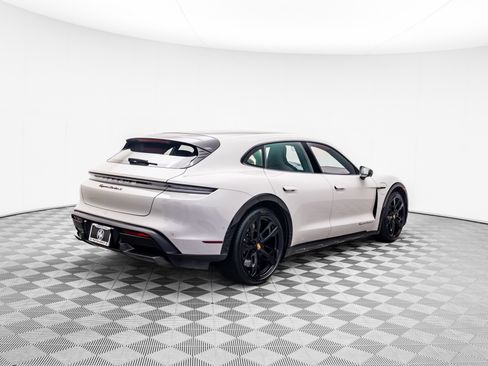 Certified 2022 Porsche Taycan Turbo S image 7