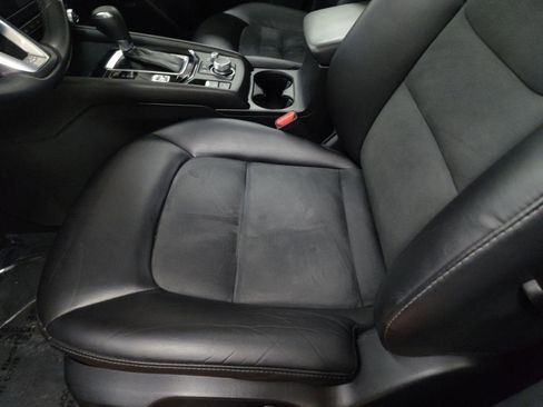 Used 2019 MAZDA CX-5 Touring image 12