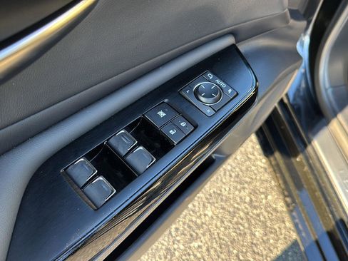 Certified 2022 Lexus ES 350 w/ Premium Package image 29