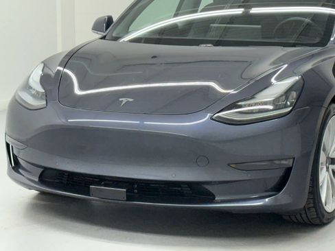 Used 2018 Tesla Model 3 Long Range image 8