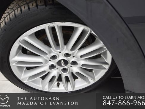 Used 2014 MINI Cooper S image 35