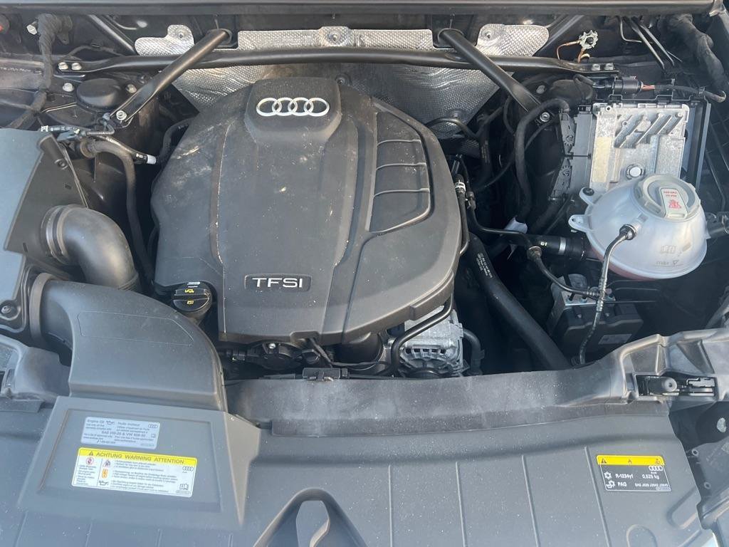 Used 2020 Audi Q5 2.0T Premium AWD/4WD image 11