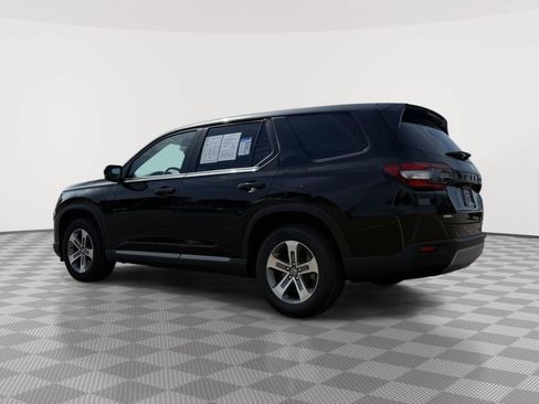 Used 2025 Honda Pilot EX-L image 4