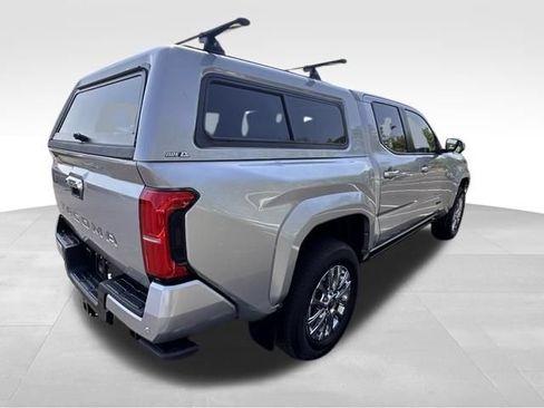 Used 2024 Toyota Tacoma Limited w/ Limited Package (LT) AWD/4WD image 7