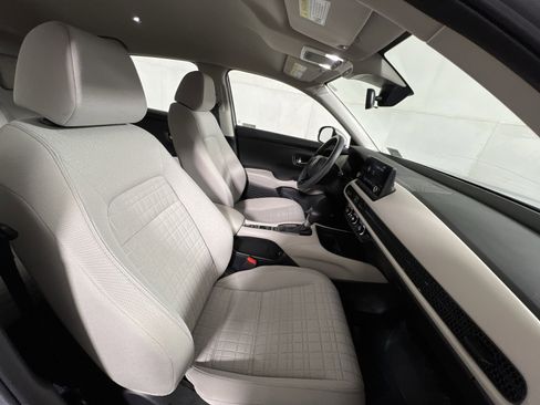 Used 2023 Honda HR-V LX image 24