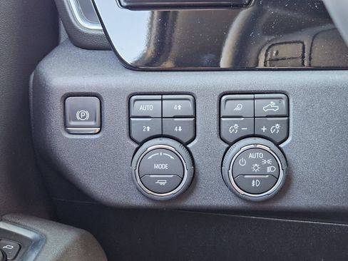 New 2026 Chevrolet Silverado 3500 LT w/ Texas Edition AWD/4WD image 24