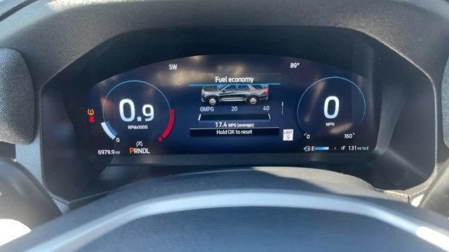 Used 2025 Ford Explorer Active w/ Active Comfort Package RWD image 13