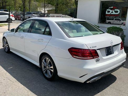 Used 2016 Mercedes-Benz E 350 Sedan w/ Premium Package image 6