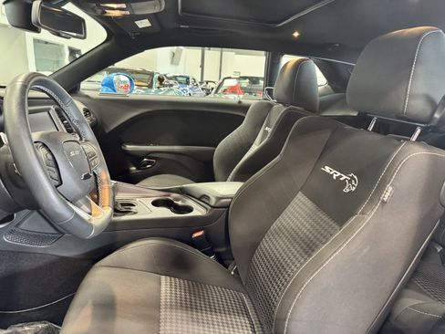Used 2023 Dodge Challenger SRT Hellcat w/ Driver Convenience Group image 10