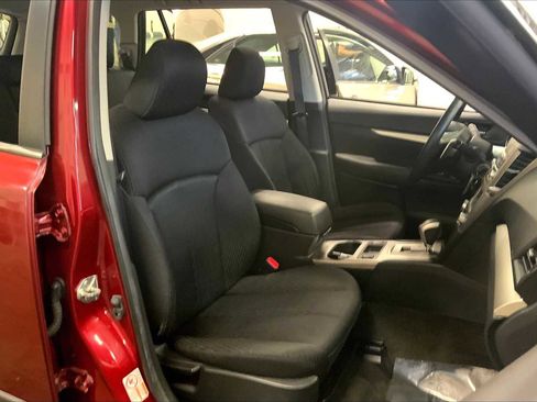 Used 2012 Subaru Outback 2.5i image 7