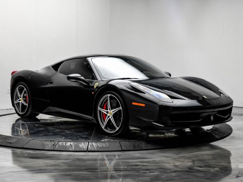 Used 2012 Ferrari 458 Italia Coupe image 21