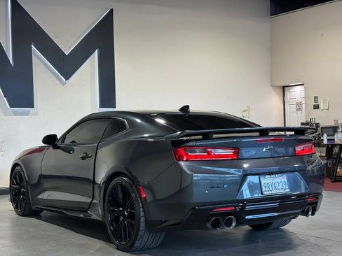 Used 2017 Chevrolet Camaro ZL1 RWD image 4