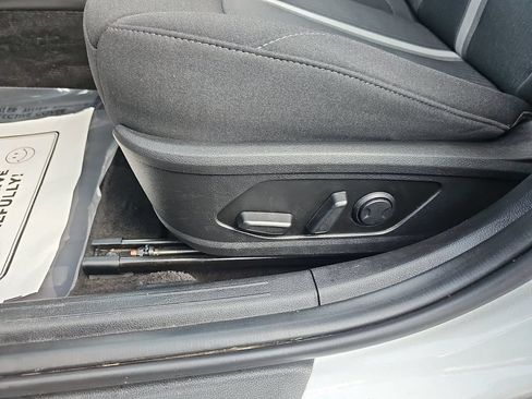 Used 2025 Hyundai Sonata SEL FWD image 27
