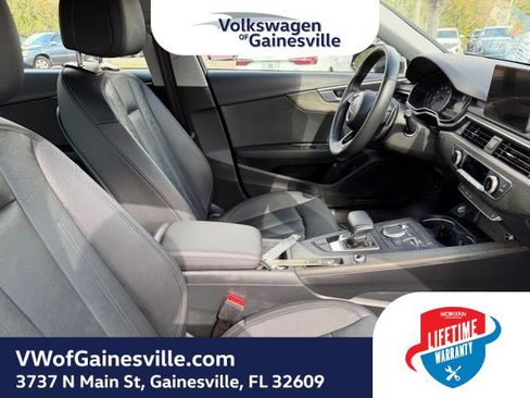 Used 2019 Audi A4 2.0T Premium w/ Convenience Package image 9