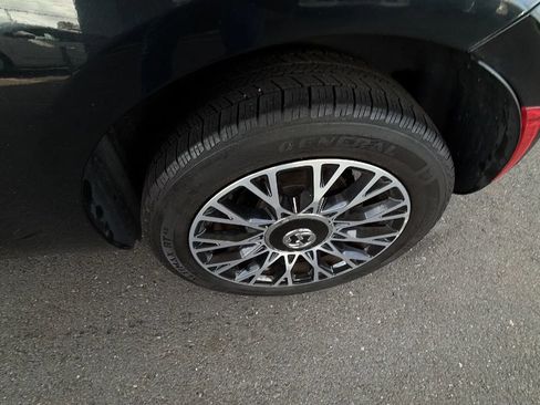 Used 2012 FIAT 500 Gucci image 18