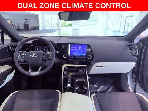 Used 2024 Lexus NX 250 FWD image 13