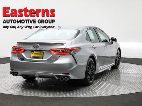 Used 2023 Toyota Camry XSE image 5