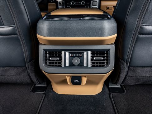 Used 2026 Ford F450 Lariat image 33