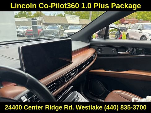 Used 2022 Lincoln Nautilus Reserve AWD/4WD image 14