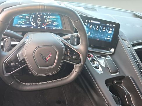 Used 2025 Chevrolet Corvette Stingray Coupe w/ Z51 Performance Package image 11