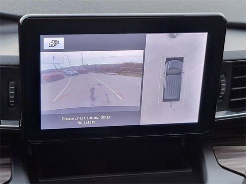 Used 2020 Ford Explorer Limited w/ Class III Trailer Tow Package image 24