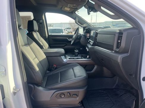 Used 2025 GMC Sierra 1500 SLT w/ SLT Premium Plus Package image 54