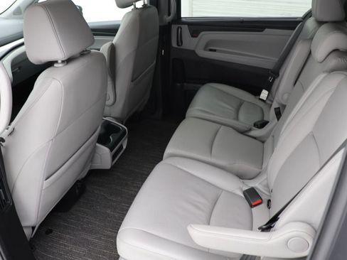 Used 2023 Honda Odyssey EX-L image 11