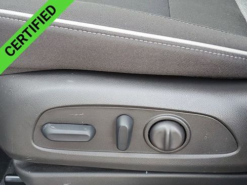 Certified 2025 Chevrolet TrailBlazer LT w/ Convenience Package image 36