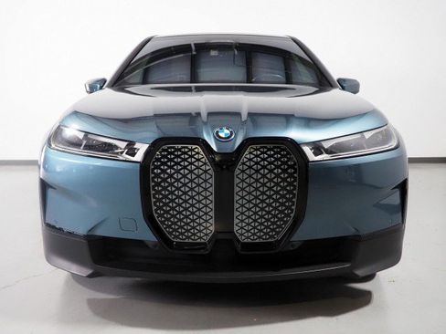 Used 2023 BMW iX xDrive50 w/ Ultimate Package 2 image 65