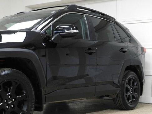 Used 2020 Toyota RAV4 TRD Off-Road w/ TRD Off-Road Weather Package AWD/4WD image 20