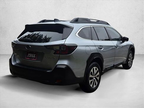 Certified 2025 Subaru Outback Premium image 5