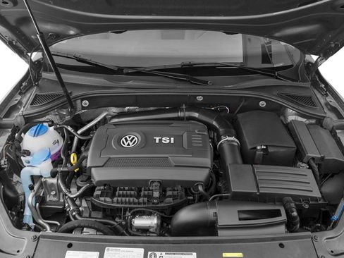Used 2017 Volkswagen Passat 1.8T R-Line FWD image 8