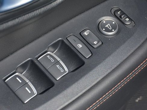Used 2024 Honda HR-V Sport image 9