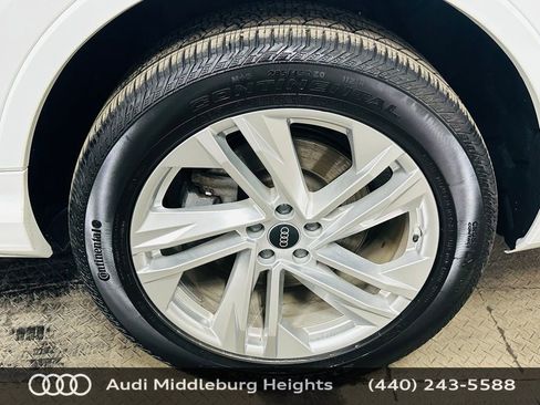 Certified 2022 Audi Q7 3.0T Premium Plus image 36