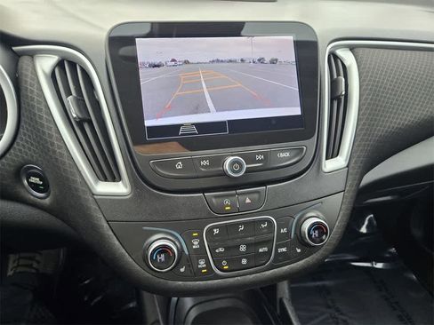 Used 2023 Chevrolet Malibu LT image 20