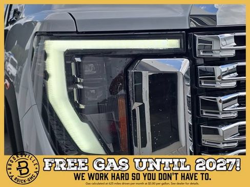 New 2026 GMC Sierra 3500 Denali w/ Denali Reserve Package AWD/4WD image 11